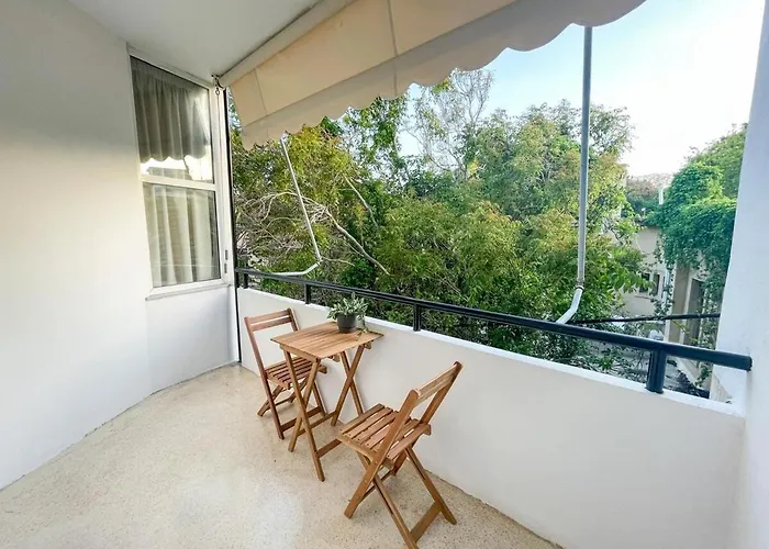 Gravity Downtown Balcony 公寓 Rhodes City