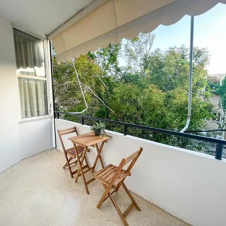 Gravity Downtown Balcony Apartment Rhodes City