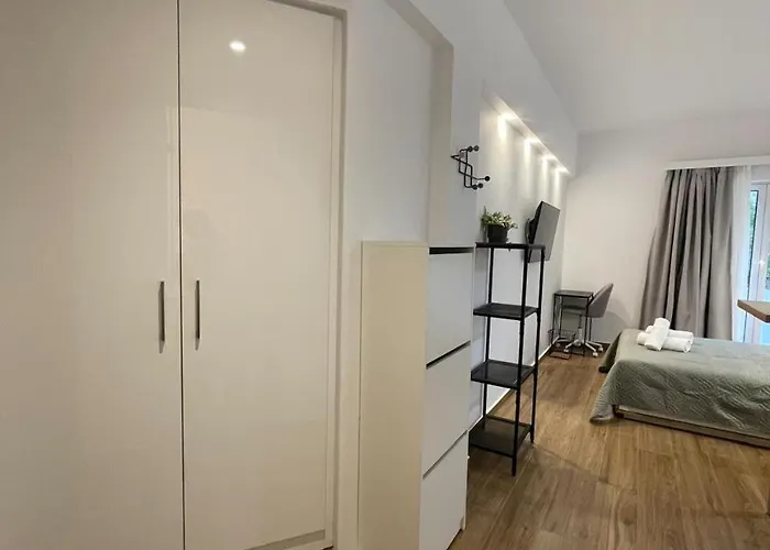 Gravity Downtown Balcony Apartmán