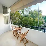 Gravity Downtown Balcony شقة Rhodes City